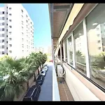 Al Lado De La Playa Apartamento